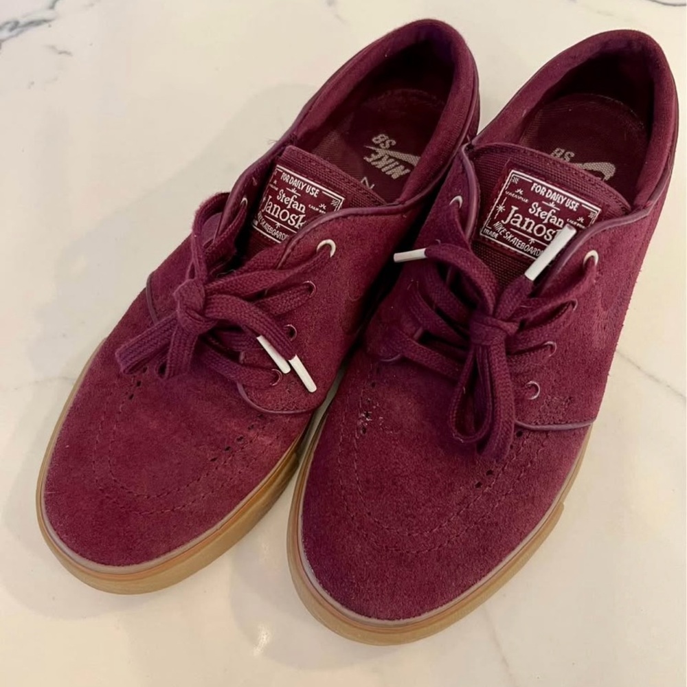 Nike Stefan Janoski Maroon Suede Men's Sneakers